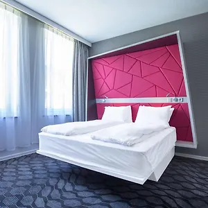 3* Hotell Magic Xhibition - Self-service-hotel